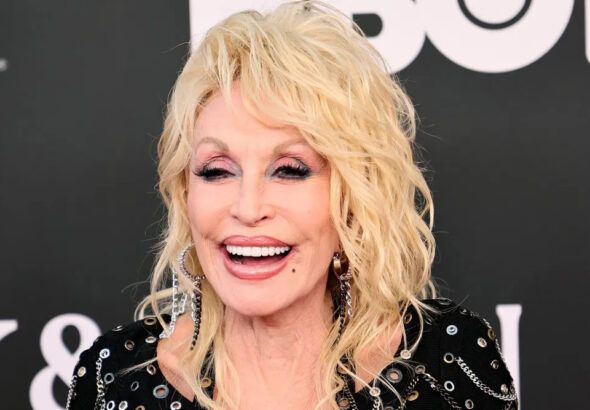 Dolly-Parton-TikTok-e1759098308720
